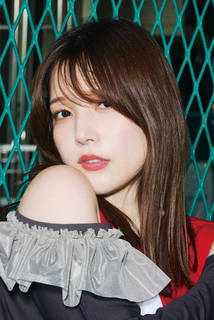 内田真礼